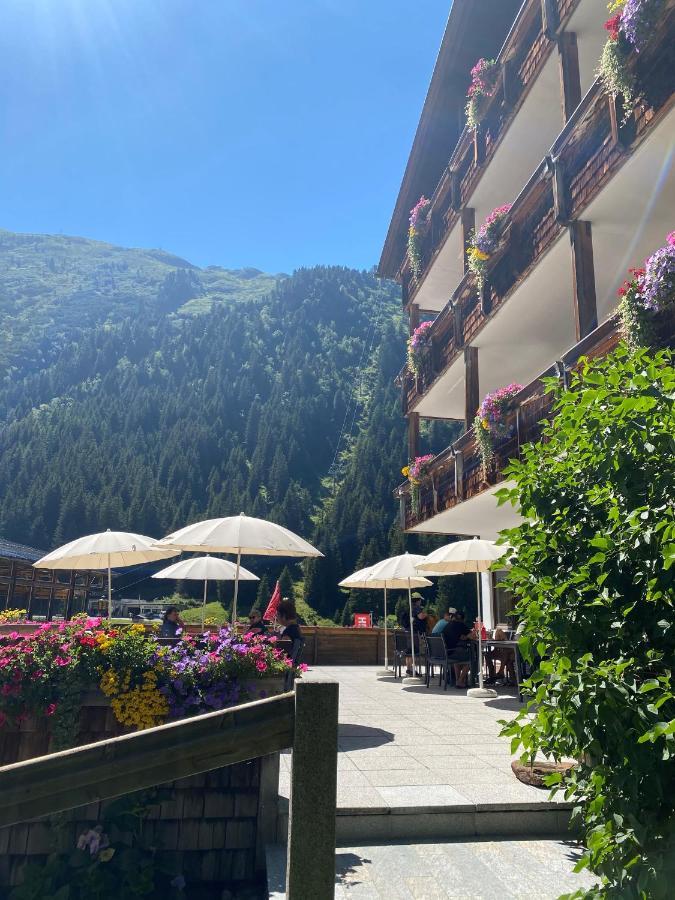 Hotel Zirbenhof Sankt Leonhard im Pitztal Eksteriør billede